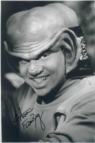 Aron as Nog